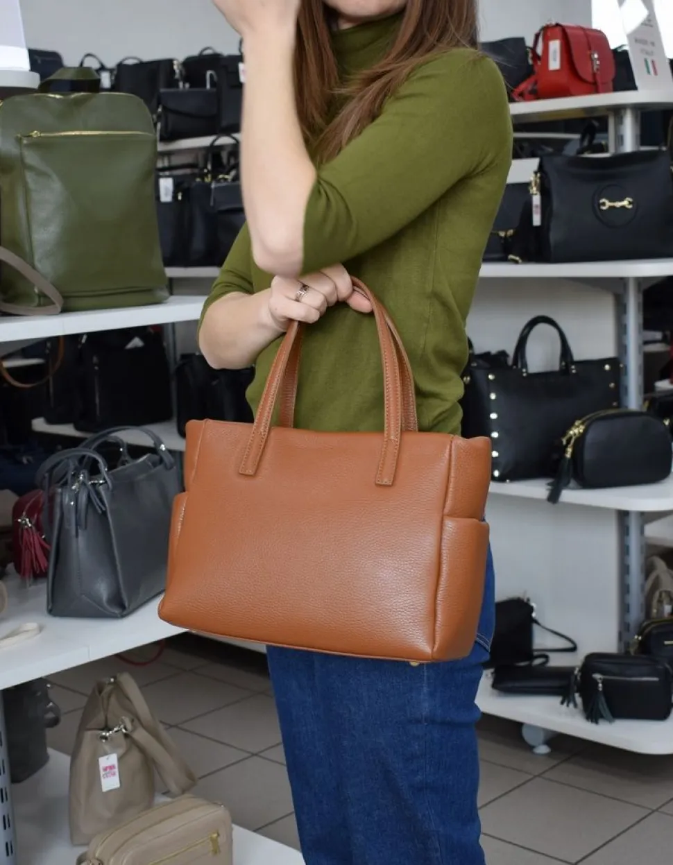 borsa_a_mano_e_tracolla__cuoio_4.webp Clearance Pronto Moda Borsa a mano e tracolla 20168 Cuoio