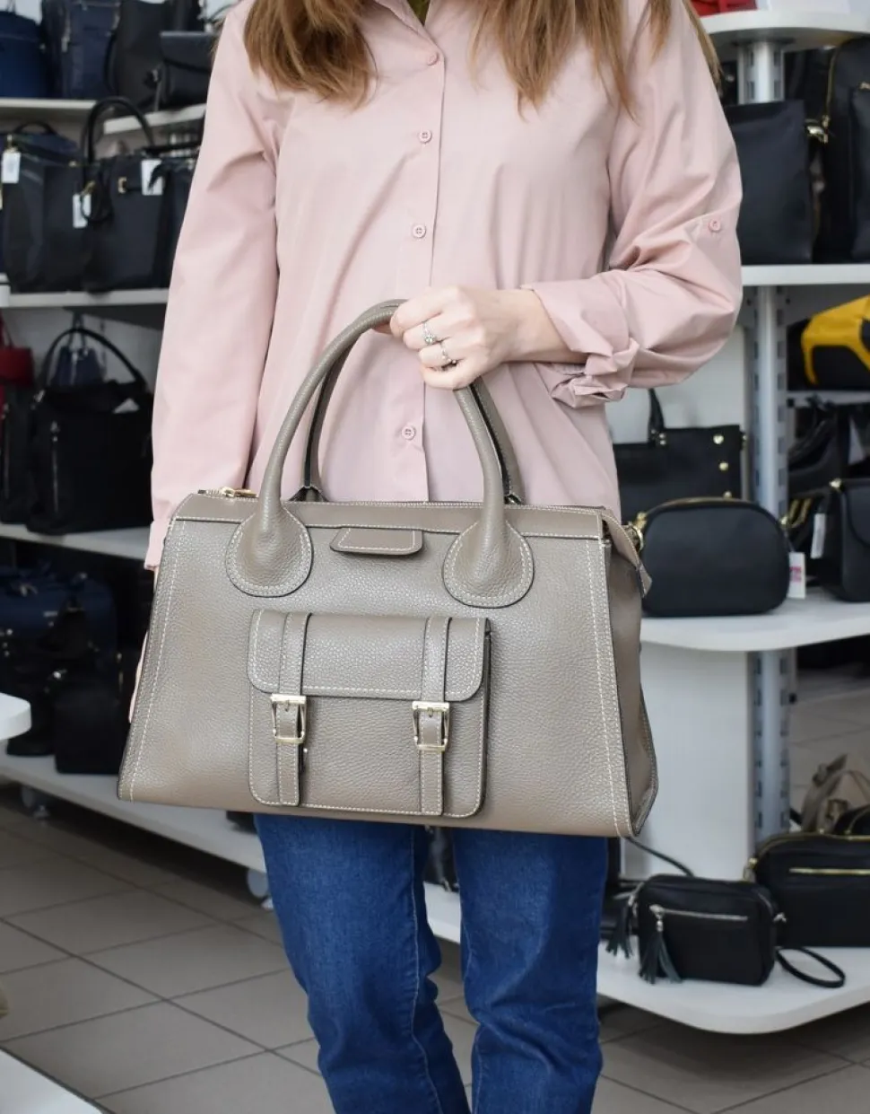 borsa_a_mano_e_tracolla__cuoio_5.webp Outlet Pronto Moda Borsa a mano e tracolla 20152 Cuoio