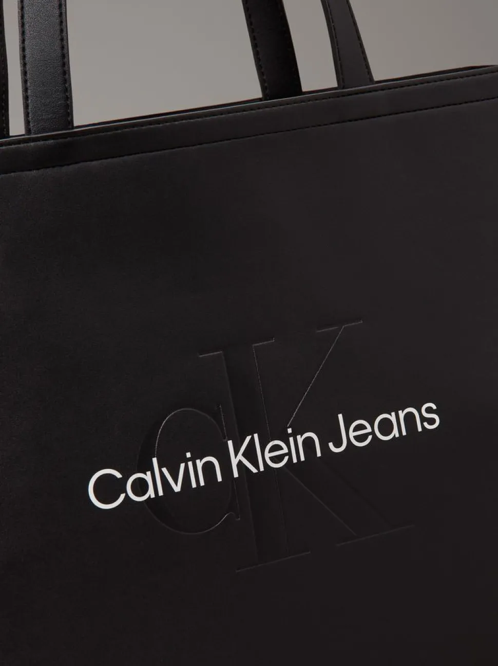 borsa_a_spalla_calvin_klein_nera_4-2.webp Discount Calvin Klein Borsa a spalla Nera Nero