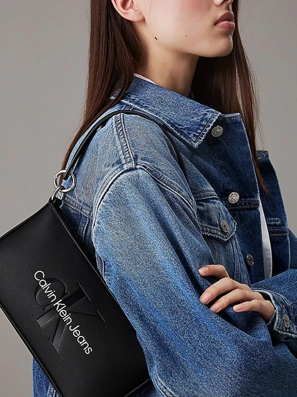 borsa_a_spalla_calvin_klein_nera_9.webp Shop Calvin Klein Borsa a spalla Nera Nero