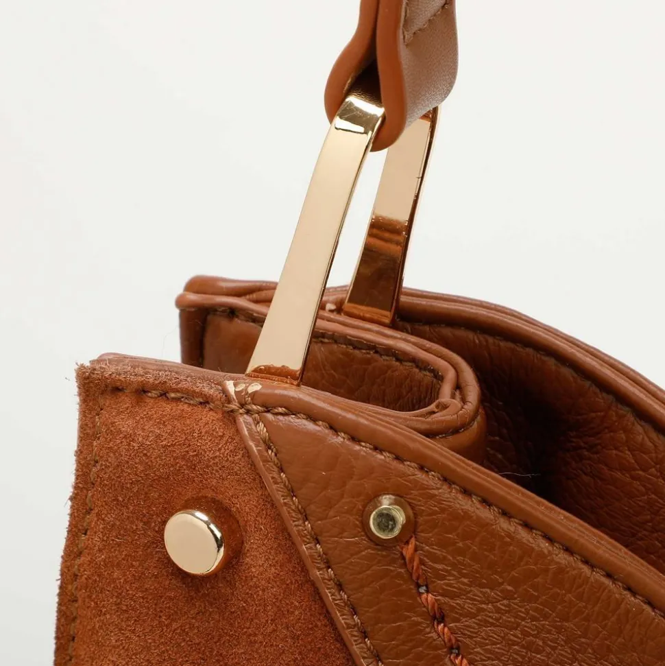 borsa_a_spalla_e_tracolla_mimmu_cuoio_5-1.webp Shop Mimì-Muà Borsa a spalla e tracolla Cuoio