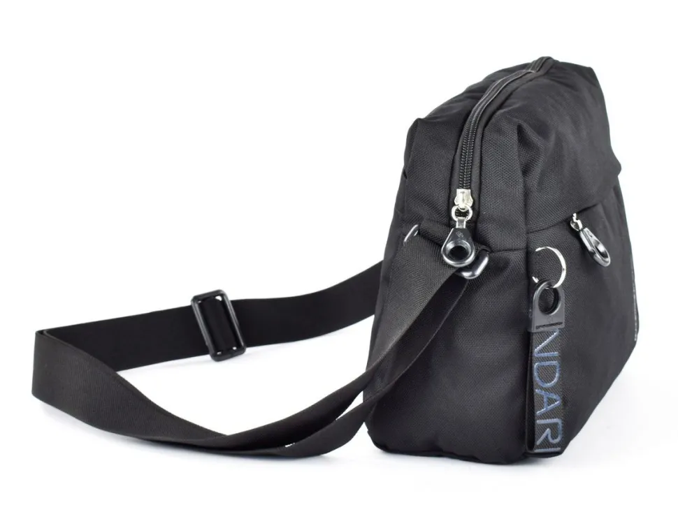 borsa_a_tracolla_mandarina_duck_md_mtv_nera_2-1.webp Fashion Mandarina Duck Borsa a tracolla MD20 MTV8 Nera Black