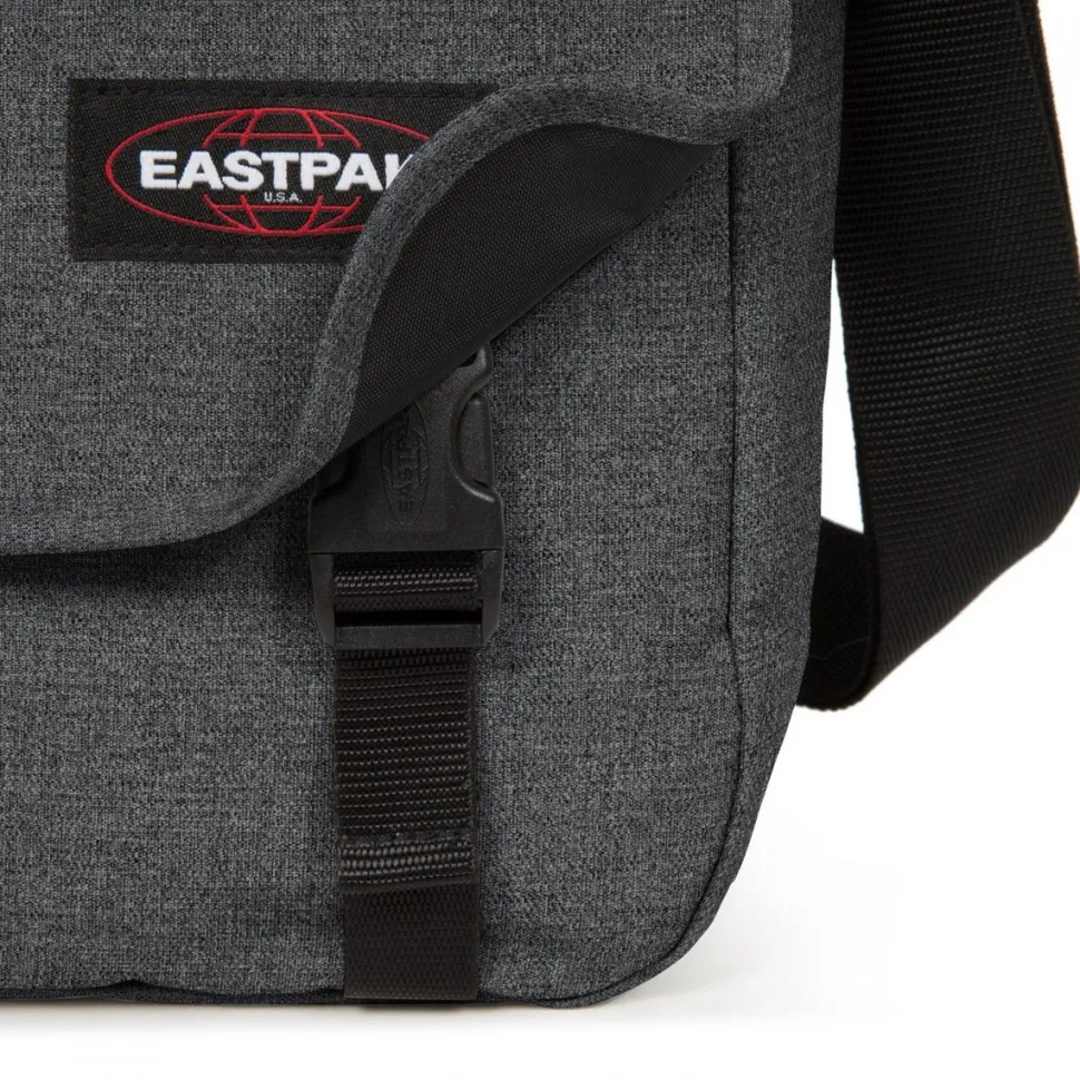 borsa_tracolla_messenger_eastpak_delegate__black_denim_4.webp Flash Sale Eastpak Borsa tracolla Messenger Delegate + Black Denim BlackDenim