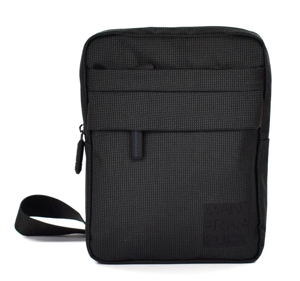 borsa_uomo_mandarina_duck_district_pm_nera_3.webp Online Mandarina Duck Borsa uomo District PM03 Nera Black