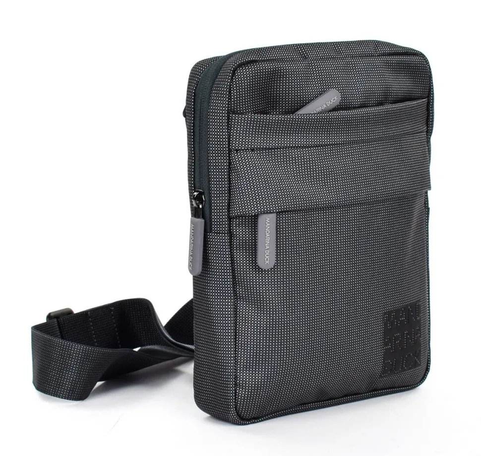 borsa_uomo_mandarina_duck_district_pm_steel_2.webp Clearance Mandarina Duck Borsa uomo District PM03 Steel