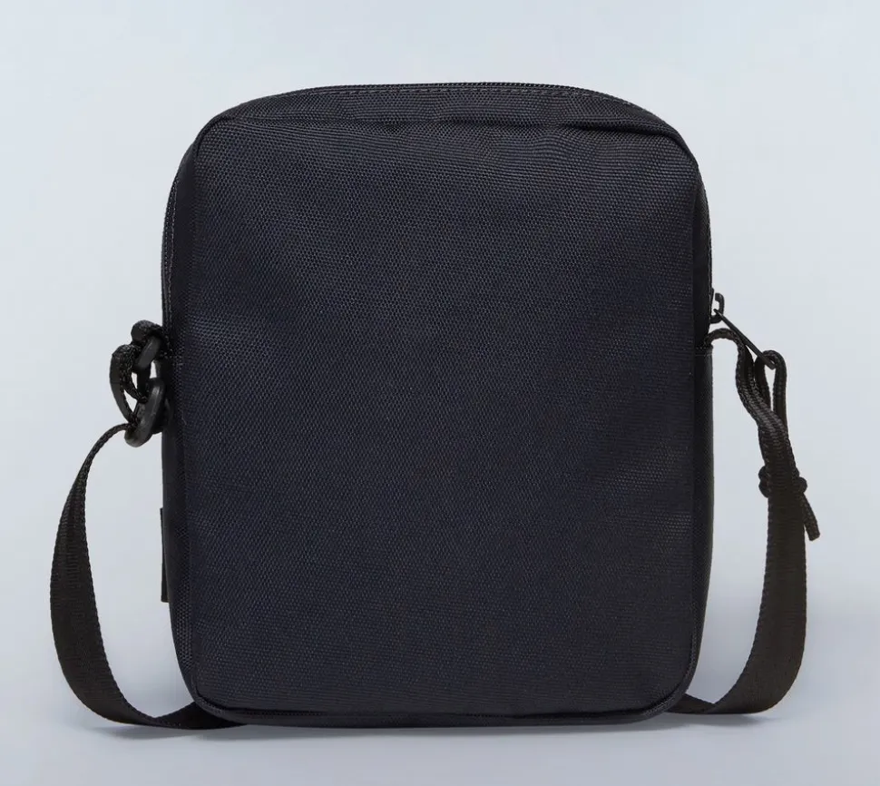 borsa_uomo_napapijri_boussine_blu_marine_2.webp New Napapijri Borsa uomo Boussine Blu Marine BluMarine