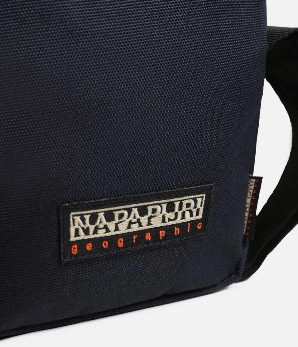 borsa_uomo_napapijri_hatch_cross_blu_marine_5.webp Discount Napapijri Borsa uomo Hatch Cross Blu Marine BluMarine