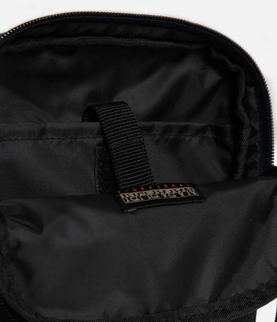 borsa_uomo_napapijri_hatch_cross_blu_marine_6.webp Discount Napapijri Borsa uomo Hatch Cross Blu Marine BluMarine