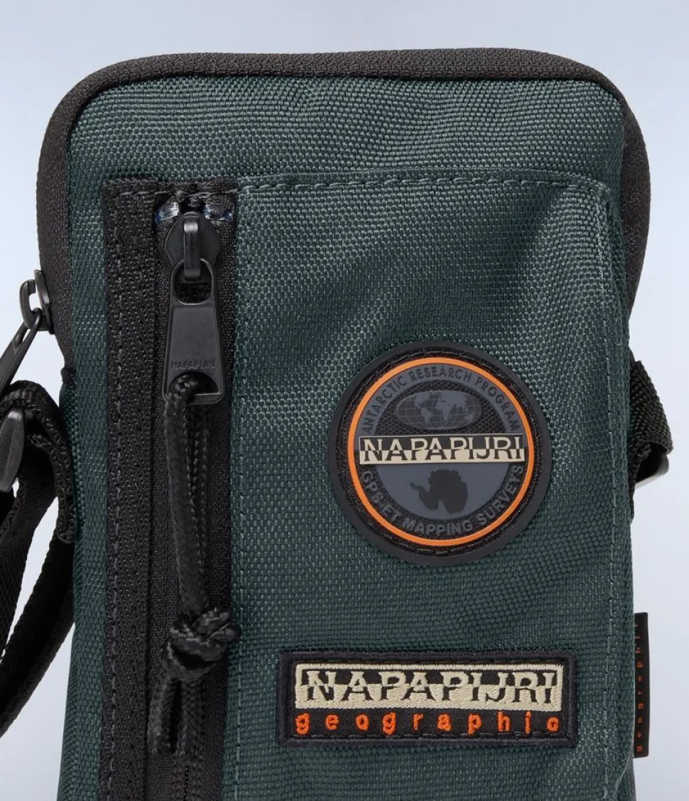 borsa_uomo_napapijri_voyage_crossover_green_urban_3.webp Store Napapijri Borsa uomo Voyage Crossover Green Urban GreenUrban