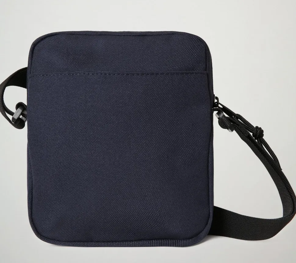 borsa_uomo_piccola_napapijri_happy_cross_s__blu_marine_2.webp Hot Napapijri Borsa uomo piccola Happy Cross S 2 Blu Marine BluMarine