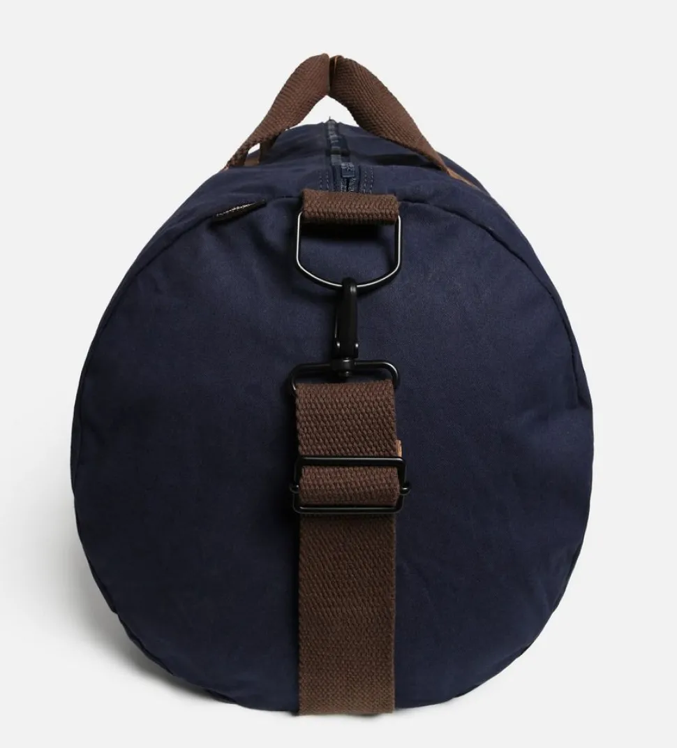 borsone_napapijri_bering_blu_marine_3.webp Outlet Napapijri Borsone Bering Blu Marine BluMarine