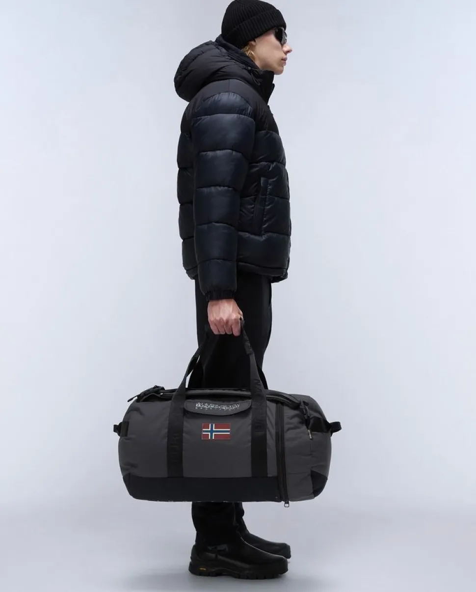 borsone_zaino_napapijri_bering_travel_nero_2.webp Hot Napapijri Borsone Zaino Bering Travel Nero