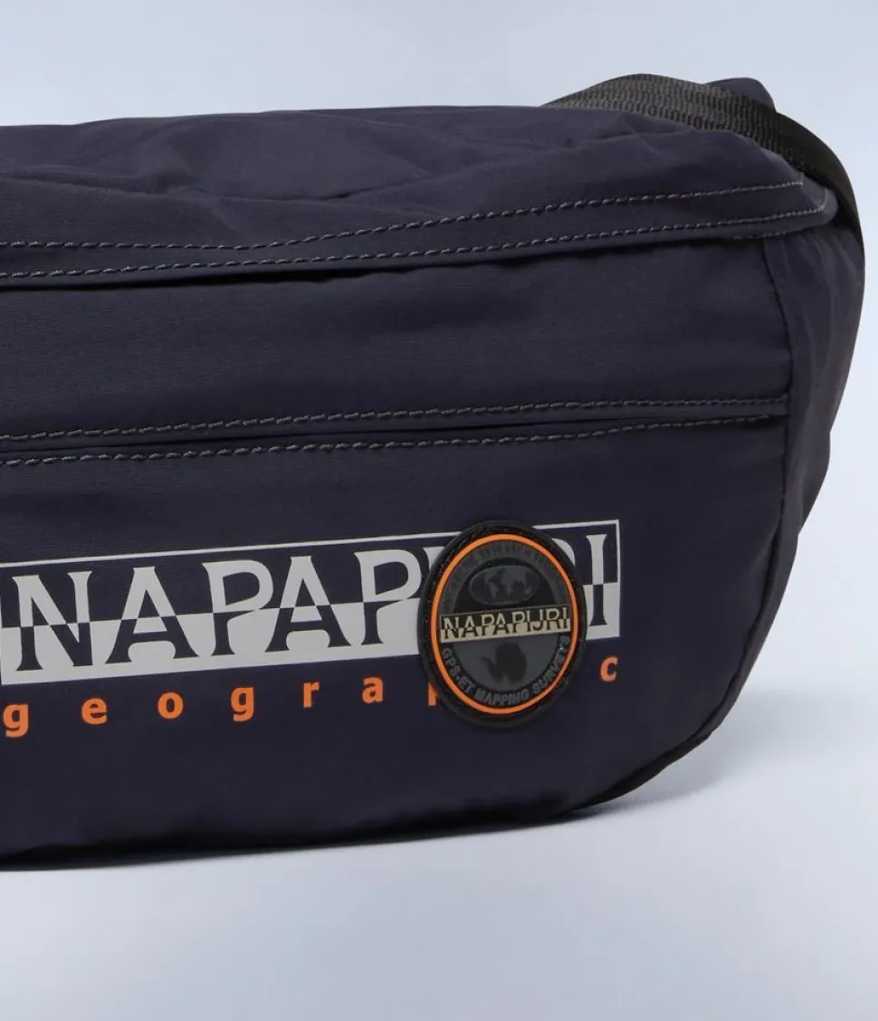 marsupio_napapijri_curver_blu_marine_3.webp Best Sale Napapijri Marsupio Curver Blu Marine BluMarine