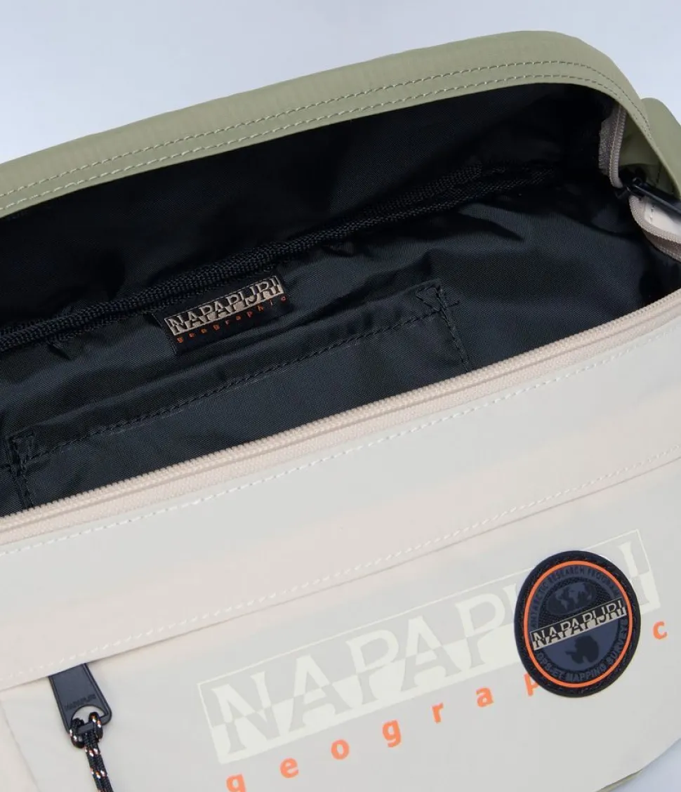 marsupio_napapijri_curver_silver_beige_4.webp New Napapijri Marsupio Curver Silver Beige BeigeSilver