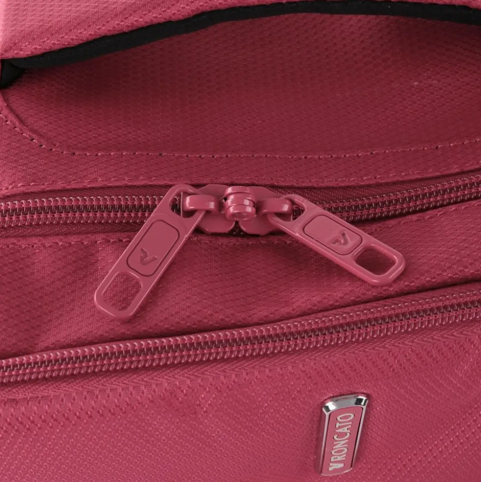 zaino_cabina_ryanair_xx_roncato_ironik___rosa_10.webp Fashion Roncato Zaino cabina Ryanair 40x20x25 Ironik 2.0 5336 Rosa